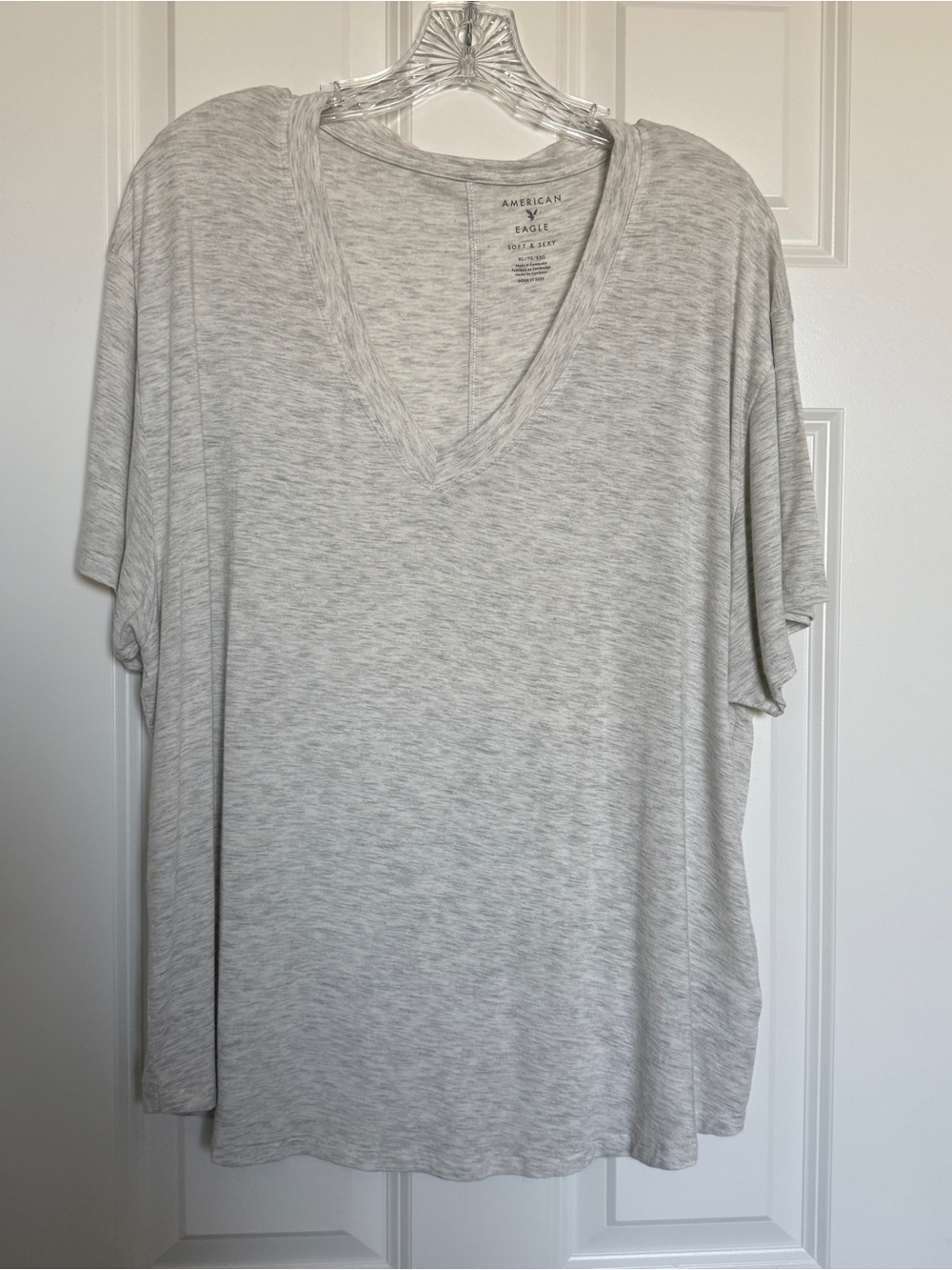 American Eagle Outfitters Soft and Sexy Women's V-Neck Short Sleeve Tee in Gray